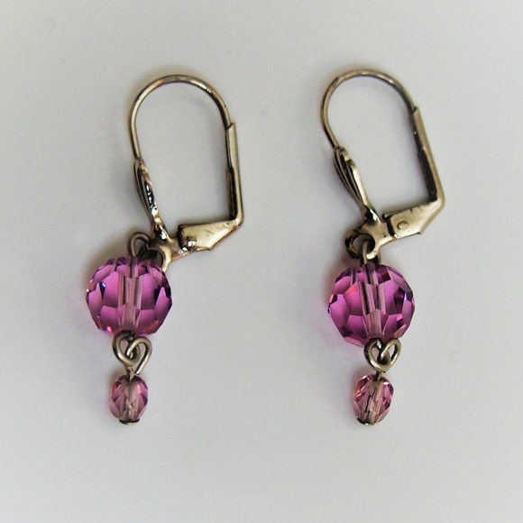 Jewelry - Faceted Crystal Dangle Earrings! Mix/Match 3/$15!